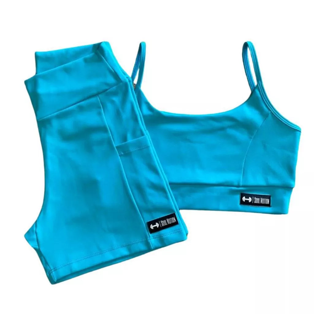 Conjunto Fitness - Shorts com bolso e Top de alça azul